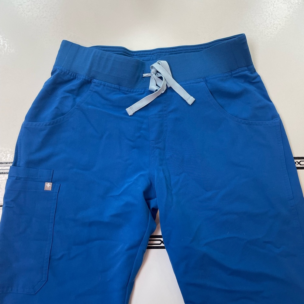 Figs Kate Cargo Pants - SMALL/TALL